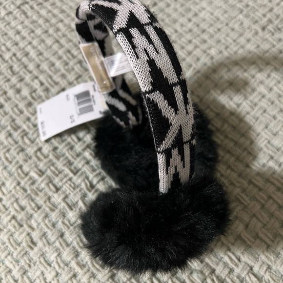 Michael Kors MK Earmuffs Authentic NWT - Picture 3 of 3